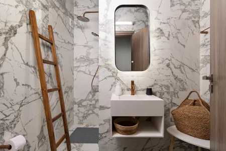 bathroom in pool