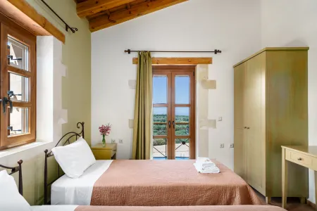  twin bedroom
