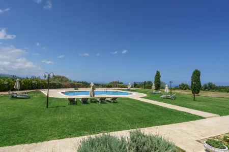  pool and furniture