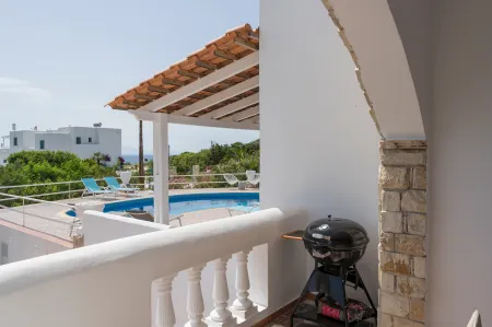  Balcony with BBQ