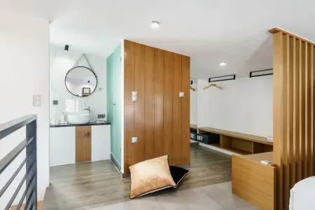  Ensuite bathroom
