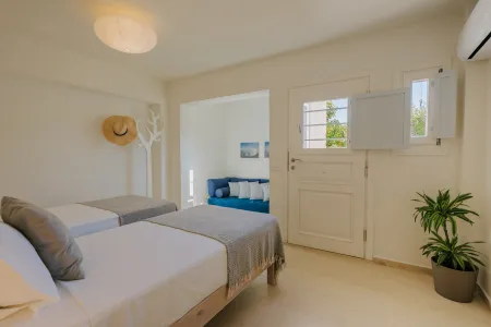  twin bedroom
