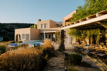 villa exterior