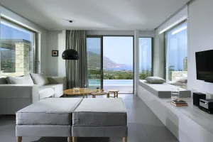 First Class Thalassa Villa, Serene Retreat in West Crete with Glossy Design, near to Exotic Beaches