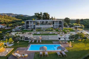 Olivenest  villa front