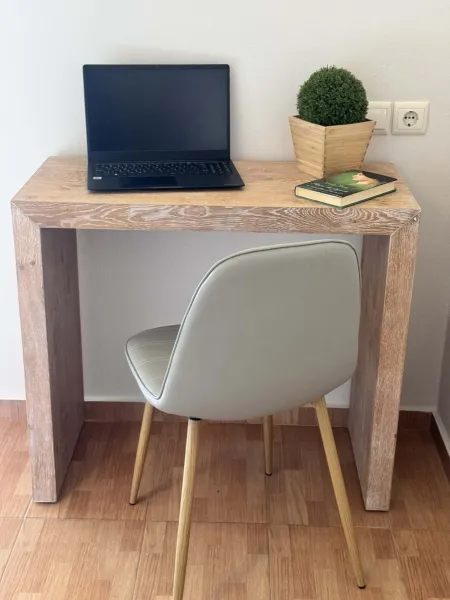  Dedicated workspace