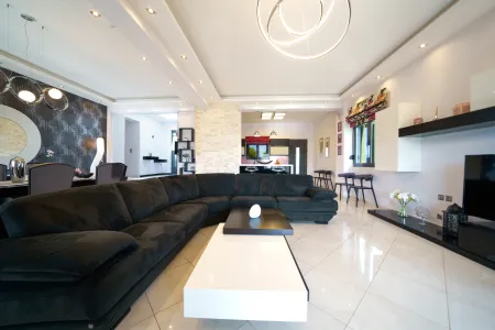  sofa