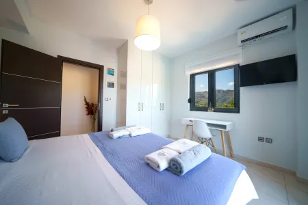 double  bedroom 
