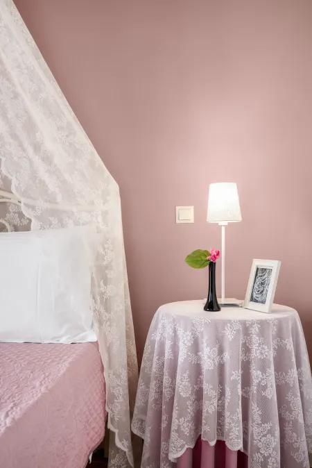  bed light