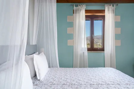  bedroom window