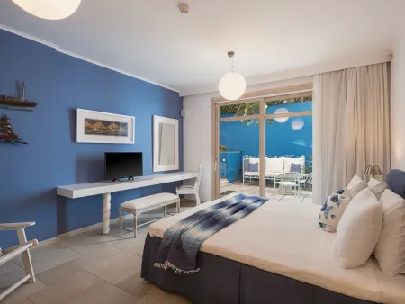  Bedroom