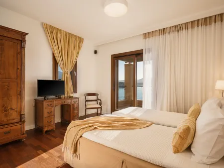  bedroom