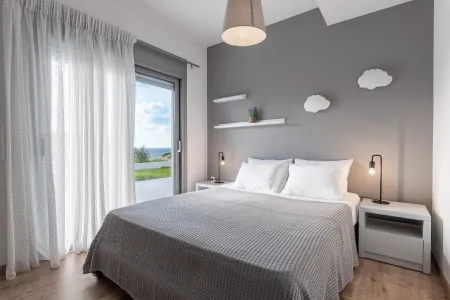  Bedroom