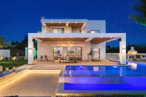 Riza Villa near Chania, Crete, with all the mod-cons for families and friends. Free daily breakfast basket.