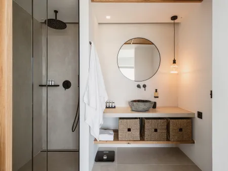  ensuite bathroom