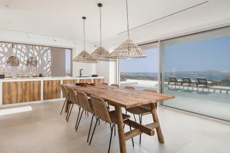 dining area