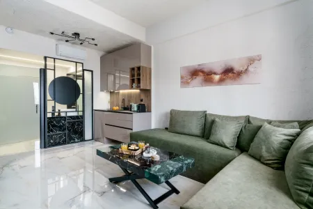  the green sofa