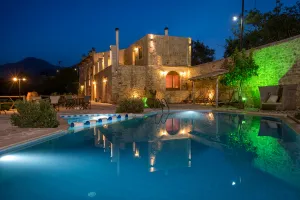 New Traditional Villa Myre 3, with a Private Pool, BBQ and 3 modern apartments, near Rethymno, Crete