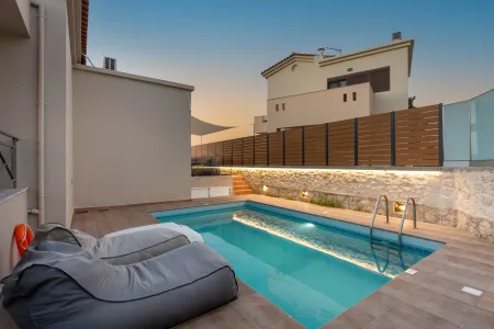   swimming pool 