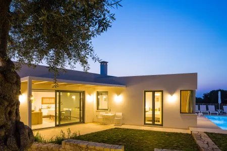  Villa at night
