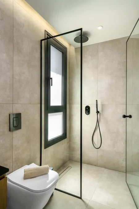  ensuite bathroom