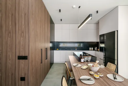  Kitchen