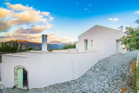  villa exterior