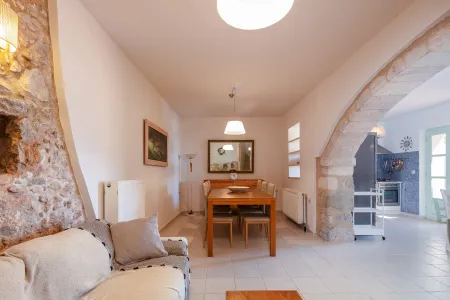 dining area