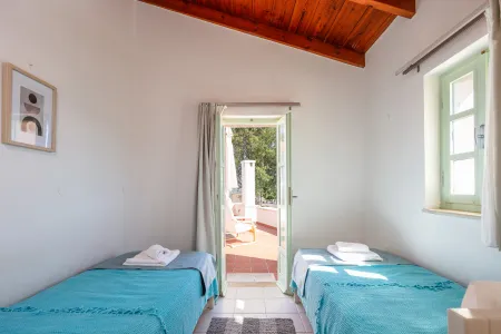  twin bedroom