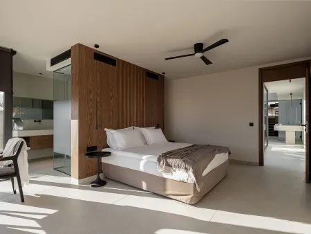  Double bedroom