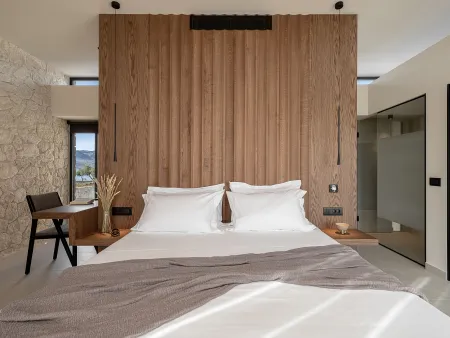  Double bedroom