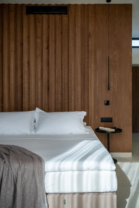  Double bedroom