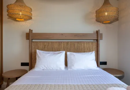  Double bedroom