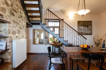  Dining area