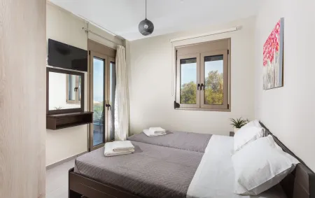Twin bedroom with landscape view