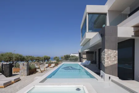  pool and villa 