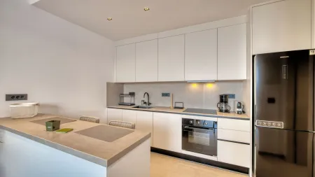    Studio 1 Kitchen