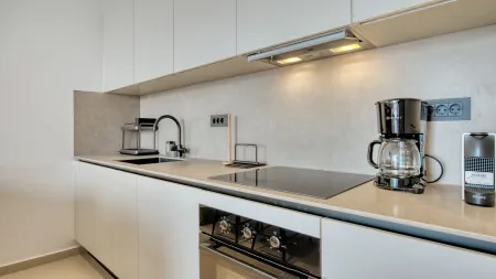    Studio 1 Kitchen