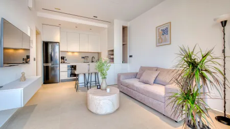   Studio 2 Living Area & Kitchen