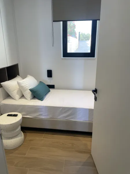  Ground Floor Single Bedroom
