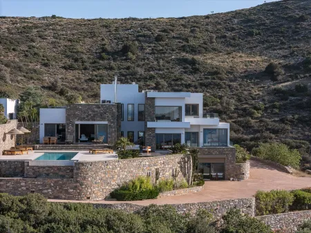 villa exterior