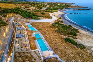 Beachfront Villas in Crete